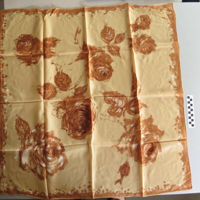 Front of scarf: Origsize: 8" (w) x 8" (l); Origformat: Artifact