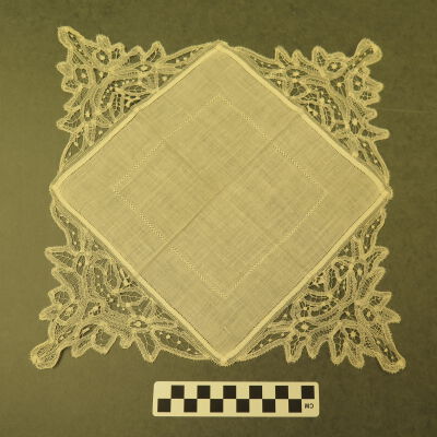 Scarf, Furniture