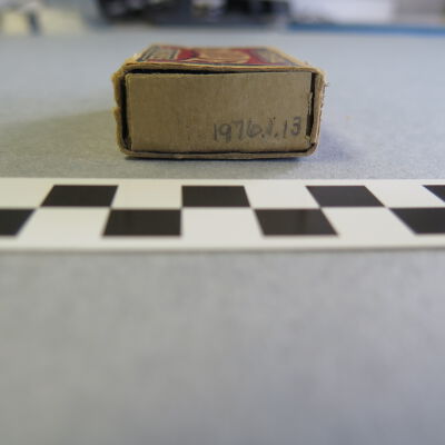 Number of matchbox: Origsize: 0.75" (h) x 1.5" (w); Origformat: Artifact