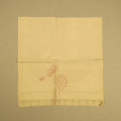 White Embroidered Guest Towels