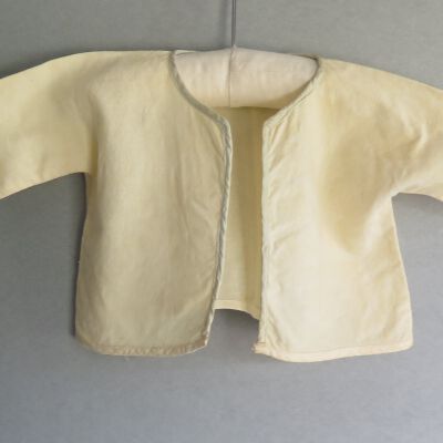 Front of jacket: Origsize: 7" (w) x 18" (l); Origformat: Artifact