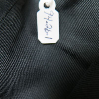 Number inside jacket.: Origformat: Artifact