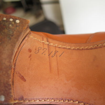 Number of shoe: Origsize: 4" (h) x 3.5" (w) x; Origformat: Artifact