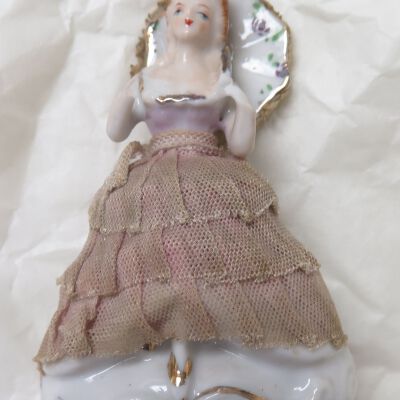 Figurine