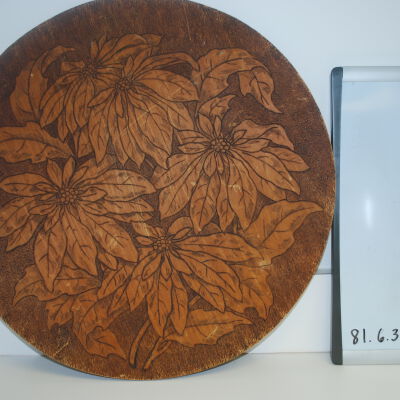 Pyrographic Circular Poinsettia Wall Hanging