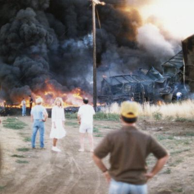 Onlookers overlook wreckage from a train wreck at US 36 in Broomfield, 1985: Origsize: 5" x 7"; Origformat: Print-Photographic; Resolution: 720dpi