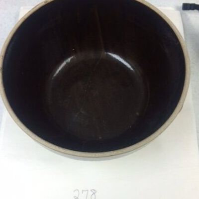 Top View of Bowl: Origsize: 10" diameter, 4 3/4"; Origformat: Artifact