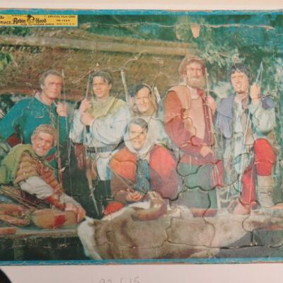 Robin Hood puzzle assembled.: Origsize: 10.5" (w) x 13.5" (l; Origformat: Artifact
