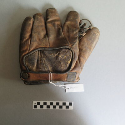Glove, Baseball