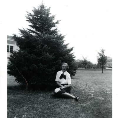 Photo of Lillian Huddart (?)