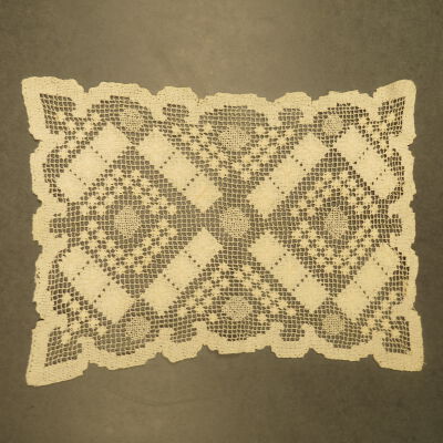 Scarf, Bureau