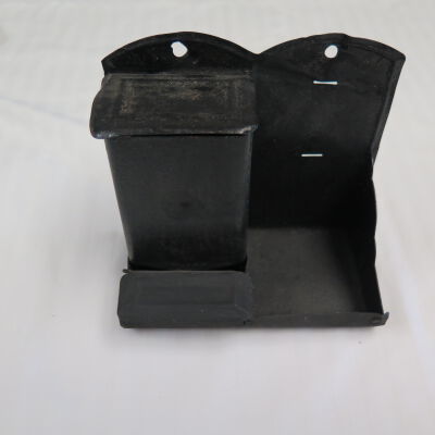 Holder, Match