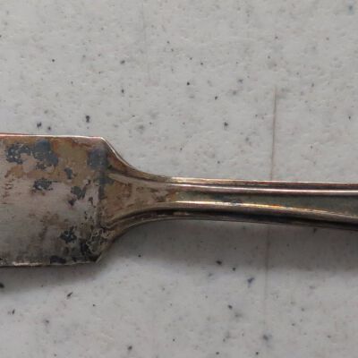 Overview of Knife, Part D: Origsize: 7"(L) x 1"(W); Origformat: Artifact