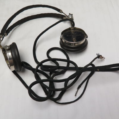Headphone