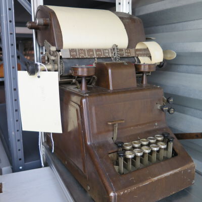 Register, Cash