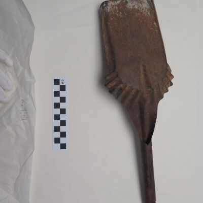 Back of shovel.: Origsize: 3" (h) x 4" (w) x 14; Origformat: Artifact
