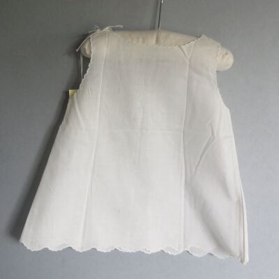 Back of slip: Origsize: 7" (w) x 13" (l); Origformat: Artifact