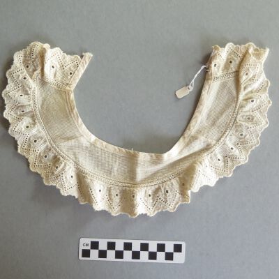Collar