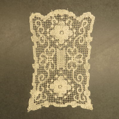 Scarf, Bureau