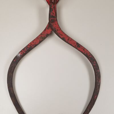 Tongs, Ice