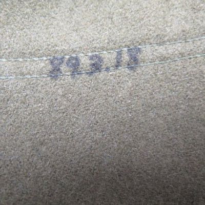Number inside shirt.: Origsize: 17" (w) x 28.5" (l); Origformat: Artifact