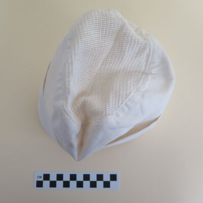 Top of hat: Origsize: 6" (h) x 6" (w) x 7"; Origformat: Artifact