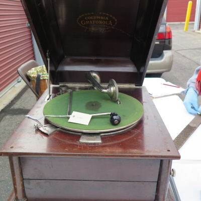 Phonograph