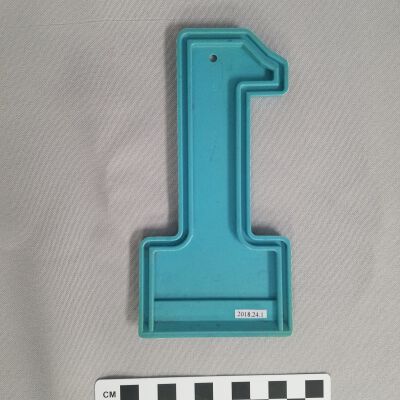 Broomfield AMOCO Ice Scraper