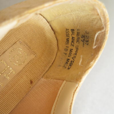 Text printed on shoe: Origsize: 9" (h) x 3" (w) x 5"; Origformat: Artifact