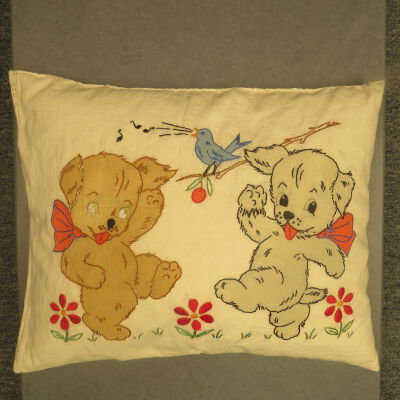 Two Dogs Embroidery Pillow