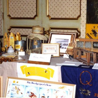 200 Quester Convention Table