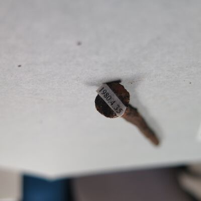 Number of nail.: Origsize: 4" (l) x .5" (diam); Origformat: Artifact