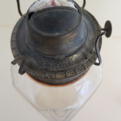 Text on base: Origsize: 9" (h) x 5.5"; Origformat: Artifact