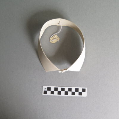Collar: Origsize: 6" (w) x 6" (l); Origformat: Artifact