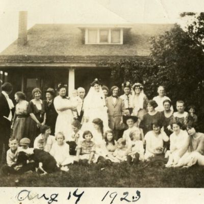 Wedding on Crawford property, 1923: Origsize: 2.75" x 4.5"; Origformat: Print-Photographic; Resolution: 1150dpi