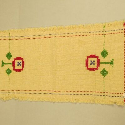 Scarf, Bureau
