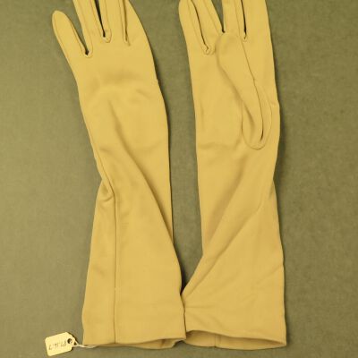 Other side of gloves.: Origsize: 3.5" (w) x 12.5" (l); Origformat: Artifact