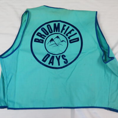 Back of vest.: Origsize: 21" (h) x 15" (w); Origformat: Artifact