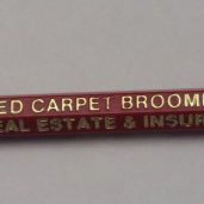 Pen: Origsize: 6.5" (l); Origformat: Artifact