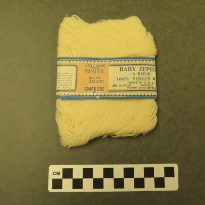One side of yarn.: Origsize: 5"(H) x 4.5"(dia); Origformat: Artifact