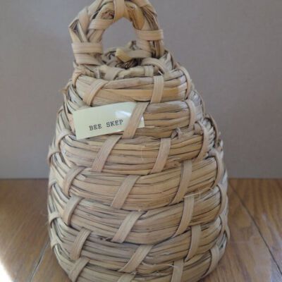 bee skep front