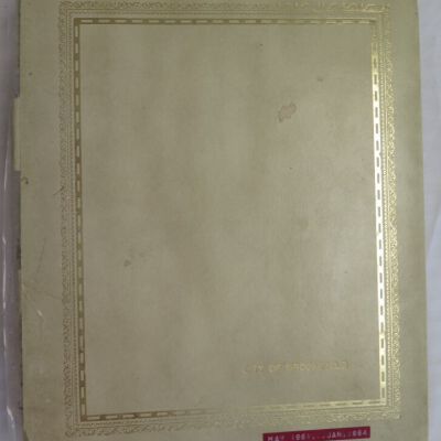 Origsize: 3.5"(H) x 2.25"(Dia); Origformat: Artifact