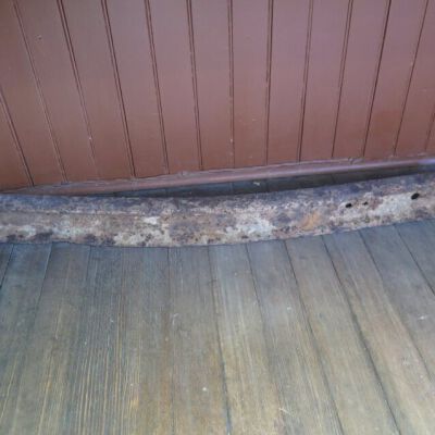 Rail.: Origsize: 3.5" (h) x 3.25" (w); Origformat: Artifact