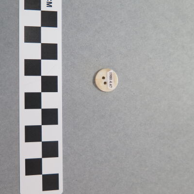 Back of button.: Origsize: .75" (diam); Origformat: Artifact