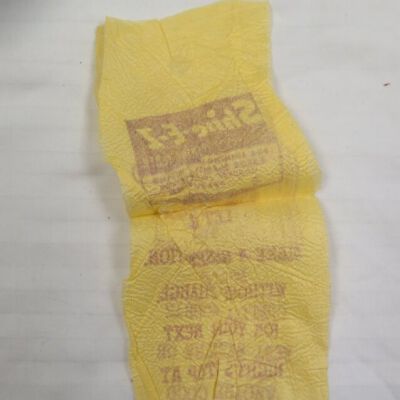 Back of cloth found in pocket: Origsize: 25" (w) x 32" (l); Origformat: Artifact
