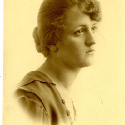 Photo of Lillian Huddart (?)