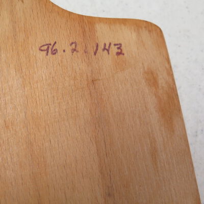 Back of cutting board: Origsize: 0.5" (h) x 7" (w) x; Origformat: Artifact