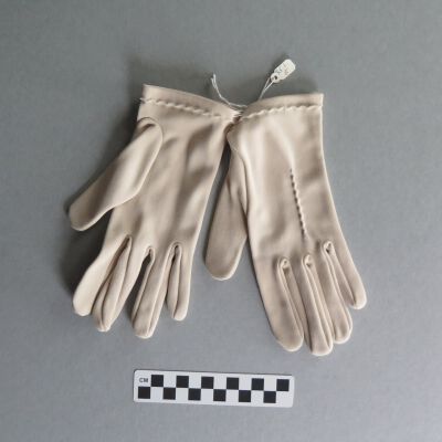 Gloves: Origsize: 2" (w) x 8" (l); Origformat: Artifact