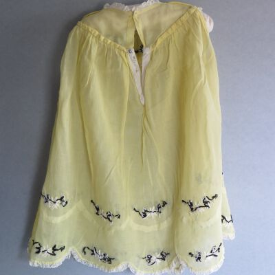Back of dress: Origsize: 9" (w) x 18" (l); Origformat: Artifact