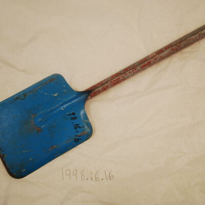 Shovel, Toy